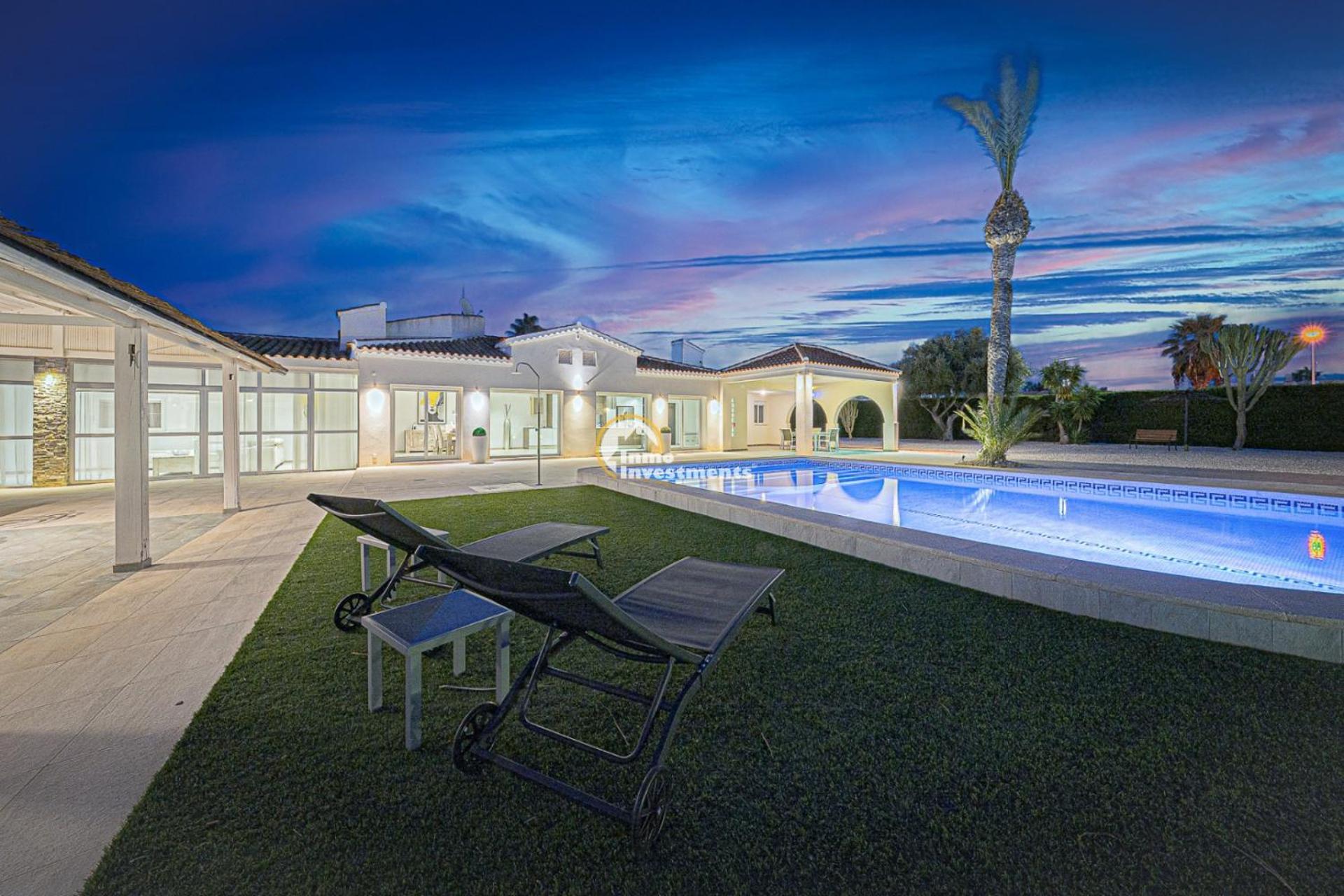 Villa Pyeranch Torrevieja Exterior photo